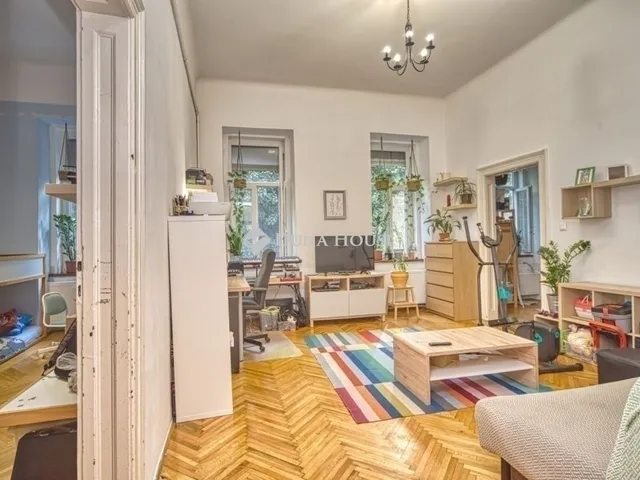 Eladó lakás Budapest VIII. kerület, II. János Pál pápa tér 69 nm