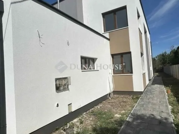 Eladó ház Budapest XVIII. kerület, Ganzkertváros 186 nm