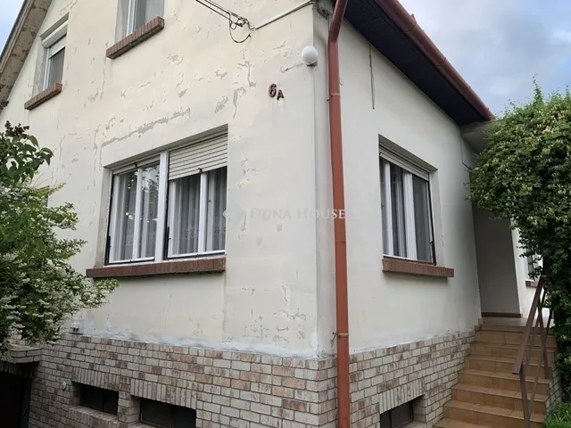 Eladó ház Ócsa 197 nm