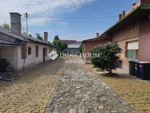 Eladó telek Budapest X. kerület, Óhegy 1099 nm