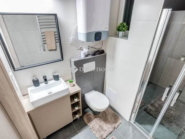Eladó lakás Budapest VI. kerület 30 nm