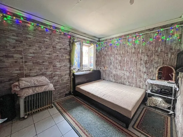 Eladó ház Budapest XVIII. kerület, Újpéteritelep 71 nm