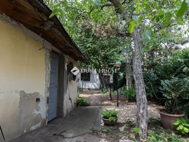 Eladó ház Budapest XVIII. kerület, Lónyaytelep 140 nm
