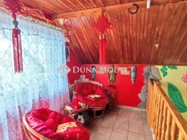 Eladó ház Budapest XVIII. kerület, Szent Imre kertváros 300 nm