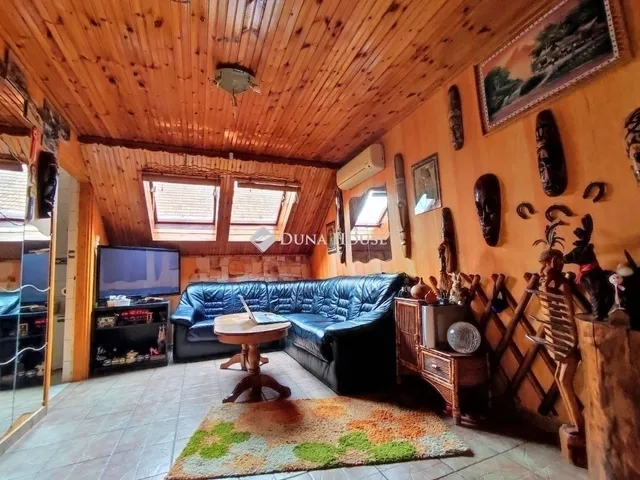 Eladó ház Budapest XVIII. kerület, Szent Imre kertváros 300 nm