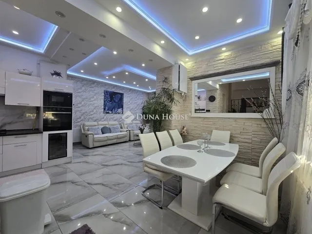 Eladó ház Budapest XIX. kerület, Kispest 180 nm