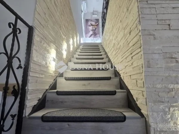 Eladó ház Budapest XIX. kerület, Kispest 180 nm