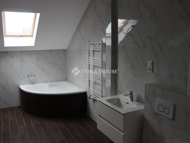 Eladó lakás Budapest XV. kerület, Rákospalota 88 nm