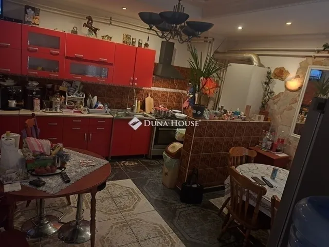 Eladó ház Gyömrő 158 nm