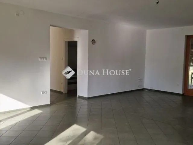 Eladó ház Dány 145 nm