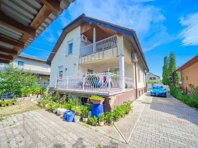 Eladó ház Vecsés 200 nm