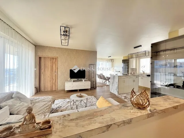 Eladó lakás Budapest XVII. kerület 153 nm