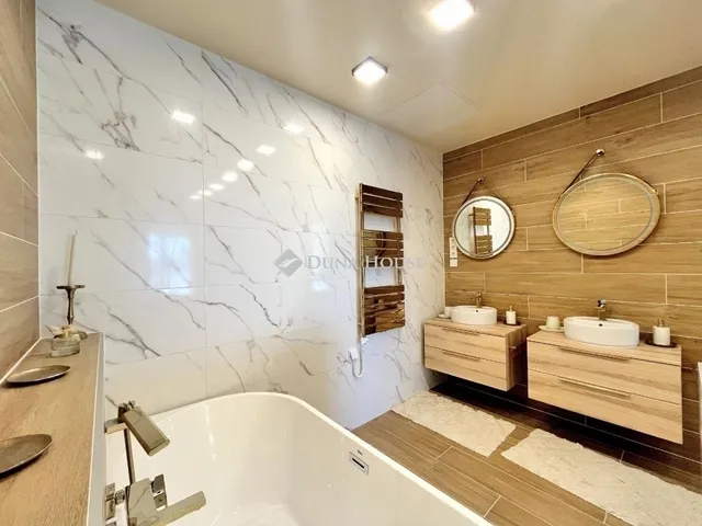 Eladó lakás Budapest XVII. kerület 153 nm