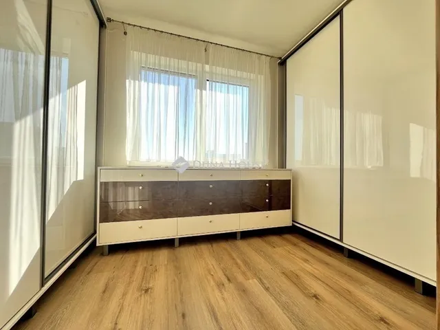 Eladó lakás Budapest XVII. kerület 153 nm