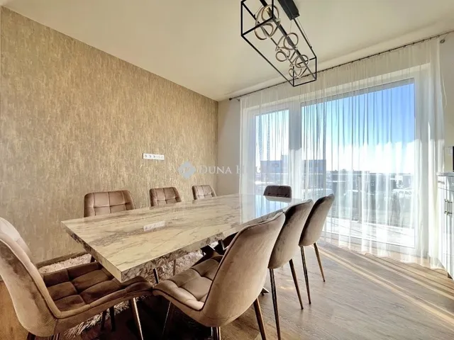 Eladó lakás Budapest XVII. kerület 153 nm