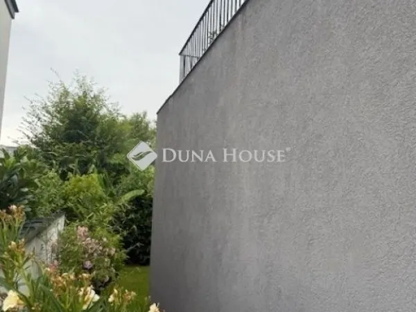 Eladó ház Vecsés 96 nm