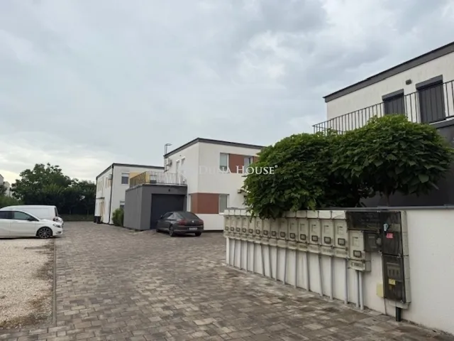 Eladó ház Vecsés 96 nm