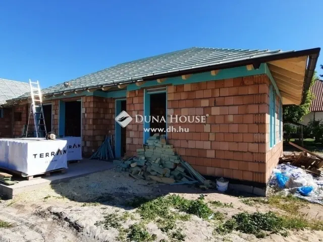 Eladó ház Dabas 75 nm