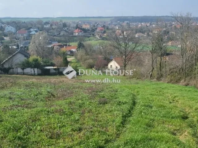 Eladó telek Pécel 1281 nm