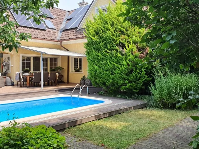Eladó ház Budapest XVIII. kerület, Újpéteritelep 178 nm