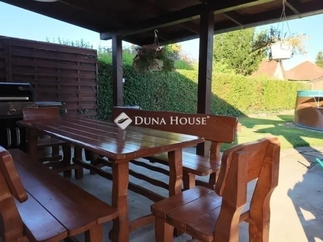 Eladó ház Gyál 195 nm