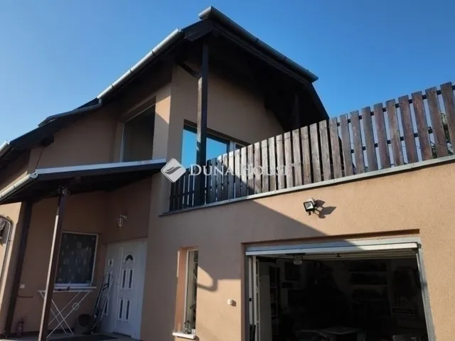 Eladó ház Gyál 195 nm