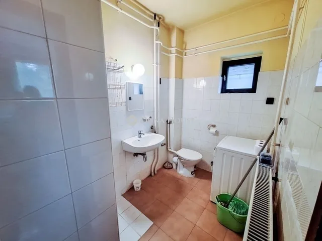 Eladó ház Budapest XVI. kerület 208 nm