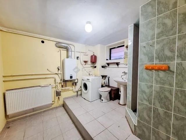 Eladó ház Budapest XVI. kerület 208 nm