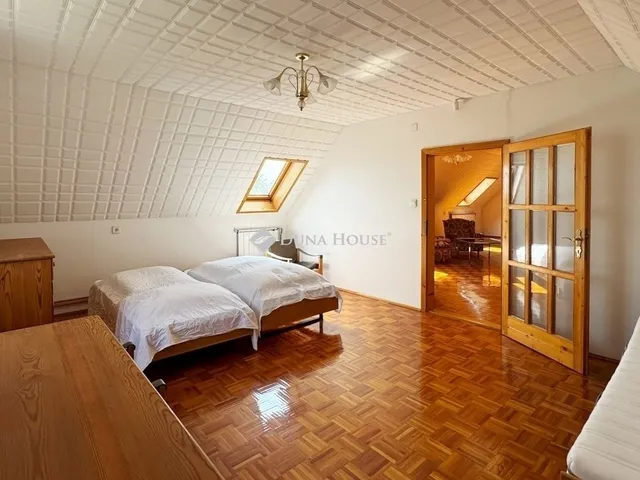 Eladó ház Kerepes 213 nm