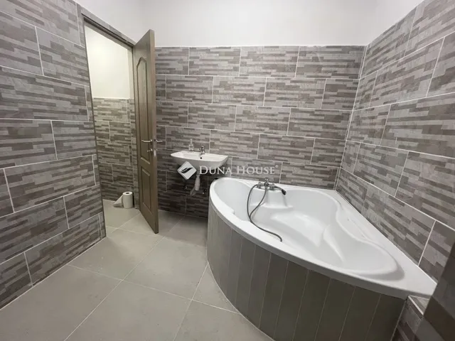 Eladó ház Budapest XIX. kerület 78 nm