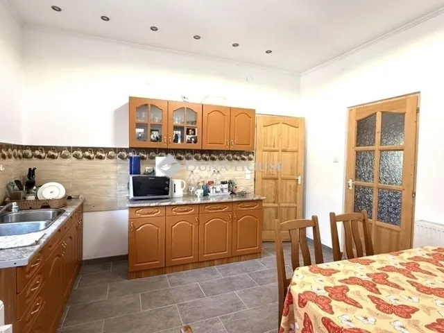 Eladó ház Mende 85 nm