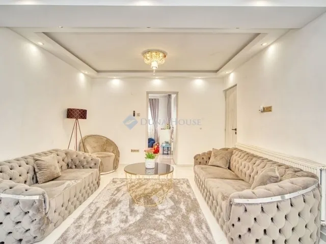 Eladó ház Gyál 260 nm