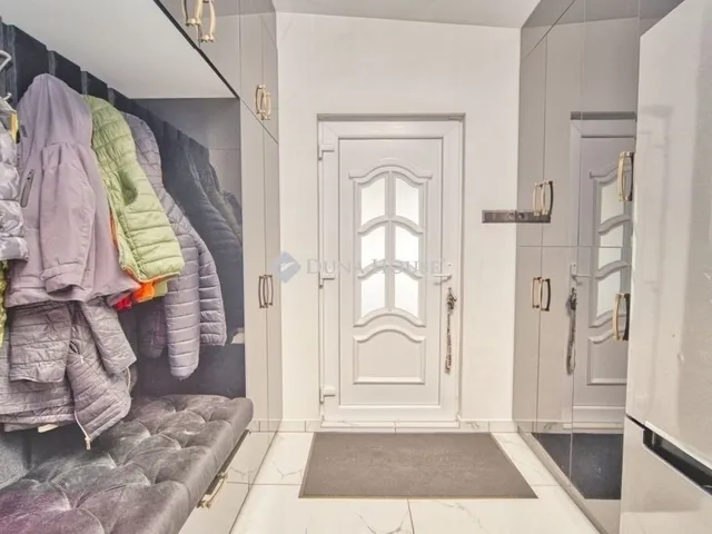 Eladó ház Gyál 260 nm