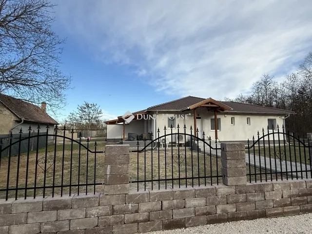 Eladó ház Monorierdő 84 nm