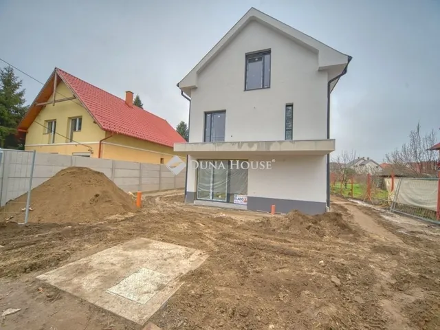 Eladó ház Budapest XVIII. kerület 130 nm