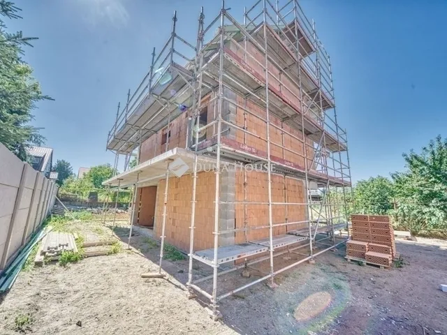 Eladó ház Budapest XVIII. kerület 130 nm