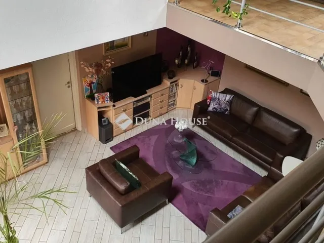 Eladó ház Budapest XVIII. kerület 178 nm