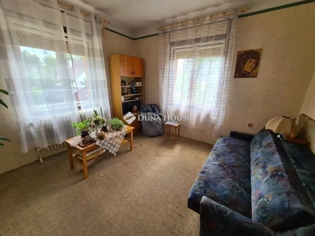 Eladó ház Gyömrő 180 nm