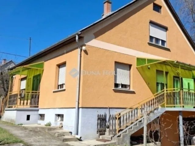 Eladó ház Gyömrő 180 nm
