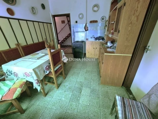 Eladó ház Gyömrő 180 nm