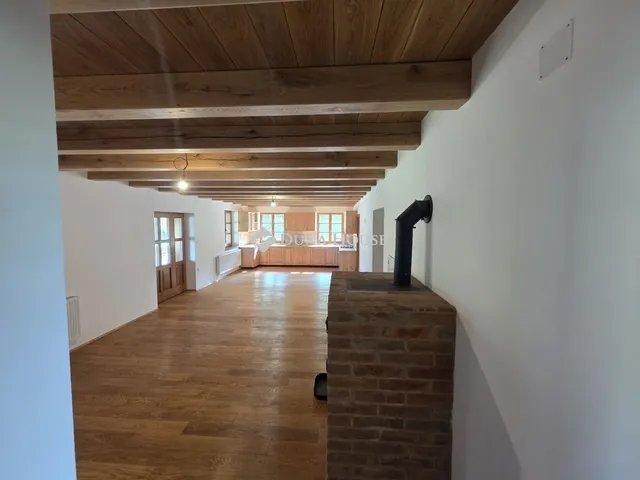Eladó mezőgazdasági ingatlan Felsőpakony 198 nm