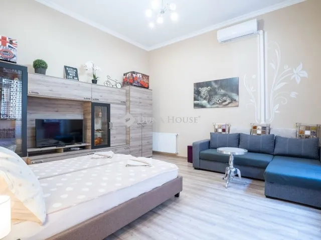 Eladó lakás Budapest VI. kerület 59 nm
