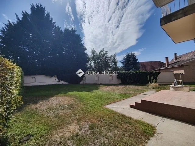 Eladó ház Budapest XVIII. kerület 280 nm
