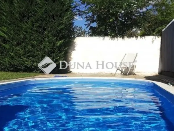 Eladó ház Budapest XVIII. kerület, Kossuth Ferenc-telep 295 nm