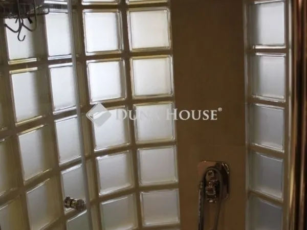 Eladó lakás Budapest VIII. kerület, Józsefváros 70 nm