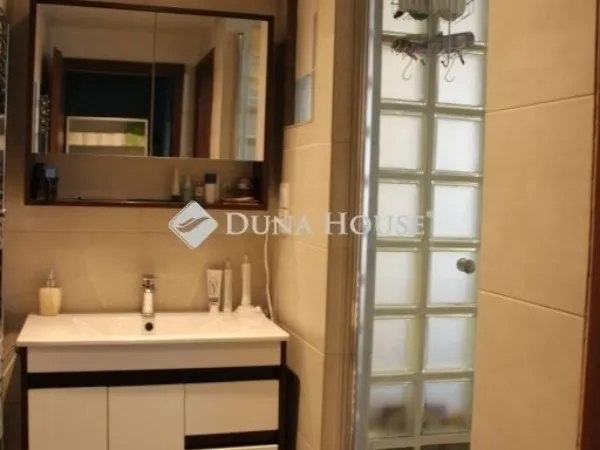 Eladó lakás Budapest VIII. kerület, Józsefváros 70 nm