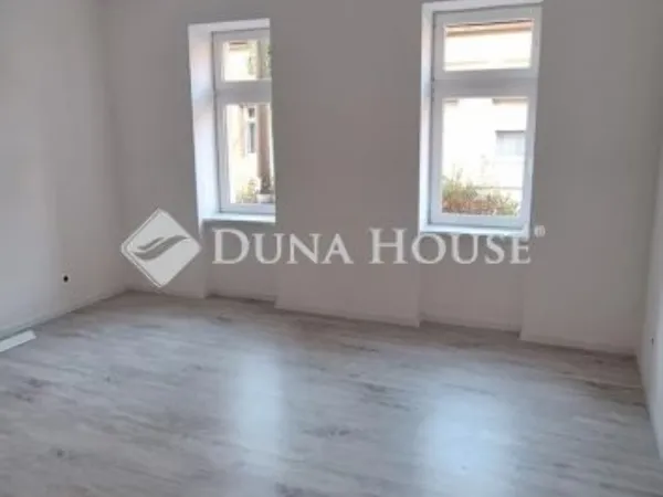 Eladó lakás Budapest XV. kerület, Rákospalota 101 nm