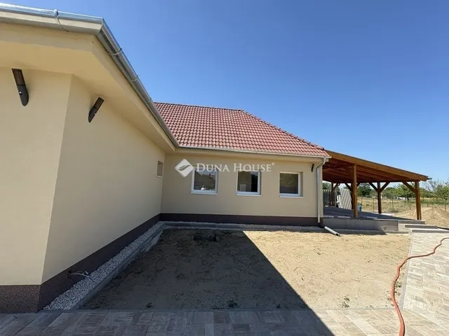 Eladó ház Dabas 91 nm