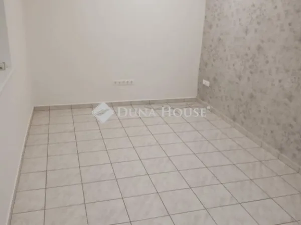 Eladó ház Budapest XVII. kerület 150 nm