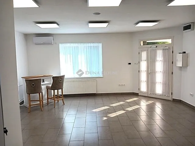 Eladó ház Budapest XVII. kerület 150 nm